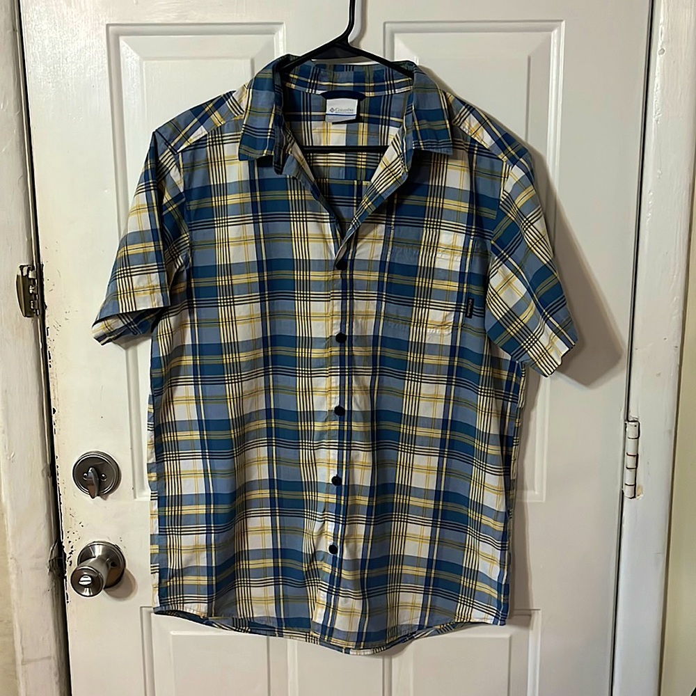 Mens Columbia button up plaid shirt